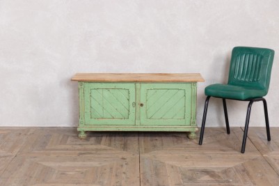 sideboard-next-to-dining-chair